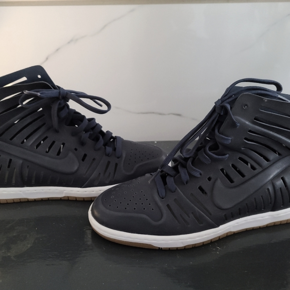 Nike size 10 Navy Blue Ladies High Top with Cutouts